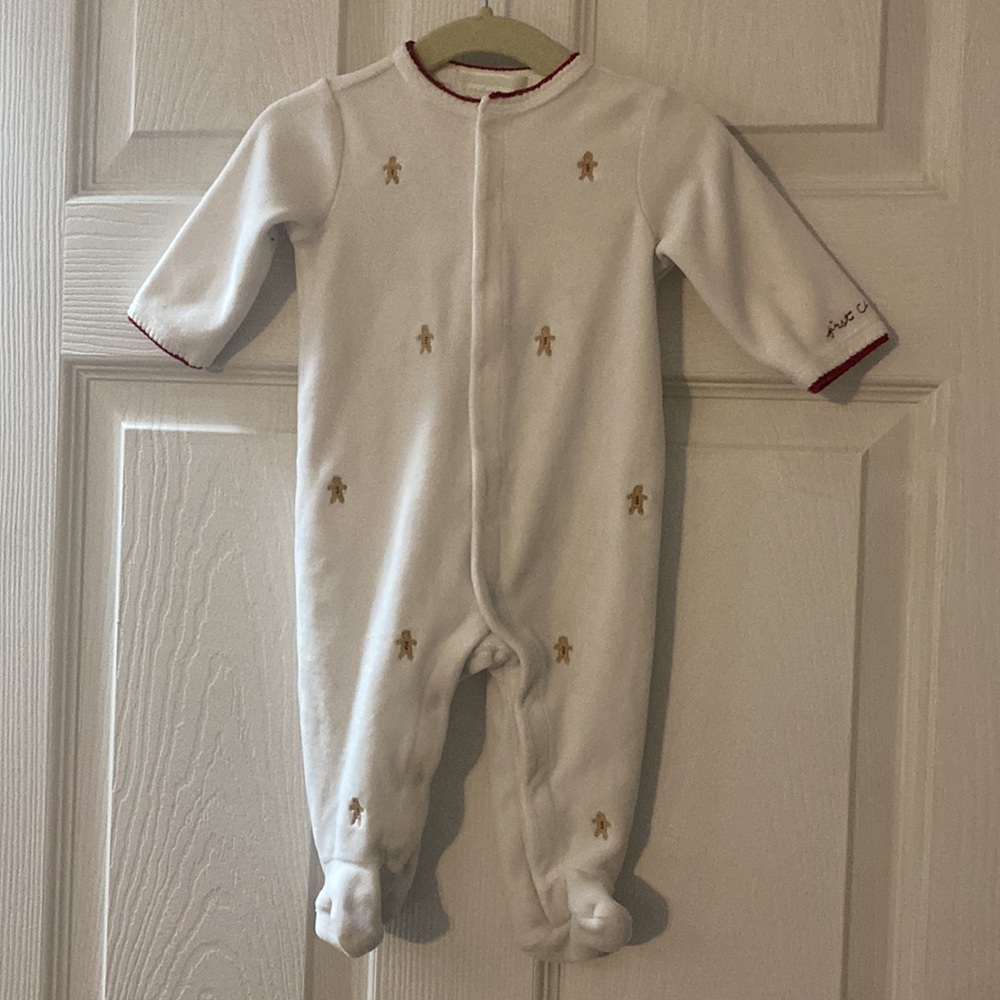 Beautiful Janie and Jack Baby’ First Christmas Outfit